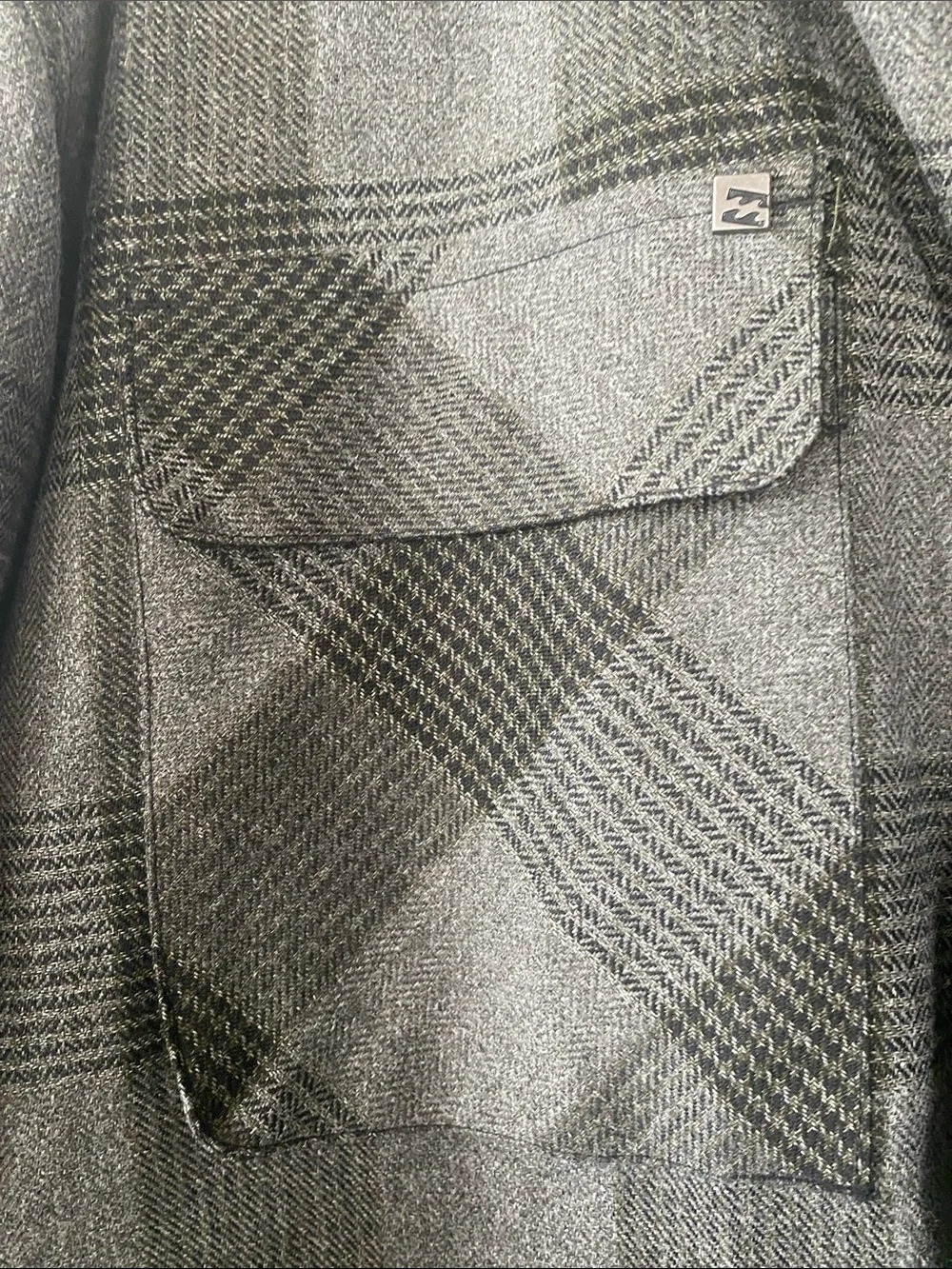 Billabong’s Men’s Gray Plaid Hooded 4 Pocket 1 inside Jacket With Adjustable Fit - Picture 6 of 15